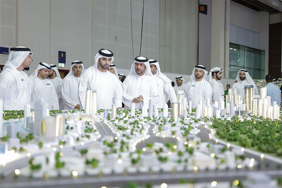 Image for Mansoor Bin Mohammed Reviews The Latest In Renewable And Clean Energy Technologies At WETEX 2024